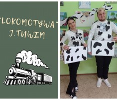 Powiększ zdjęcie Młodzież%20w%20strojach,%20w%20których%20przedstawiła%20wiersz%20