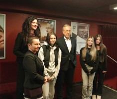 Powiększ zdjęcie Konferencja%20