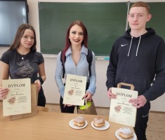 Powiększ zdjęcie Laureaci%20konkursu%20Ekologiczna%20ozdoba%20choinkowa